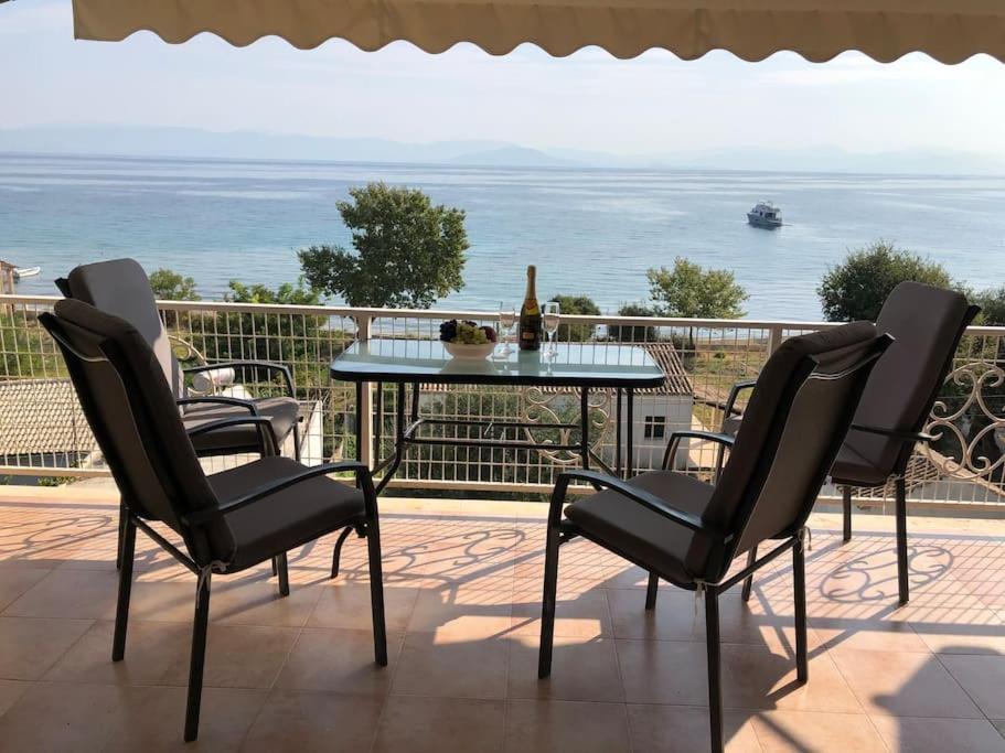 Sea View Apartment With Swimning Pool 梅松吉 外观 照片
