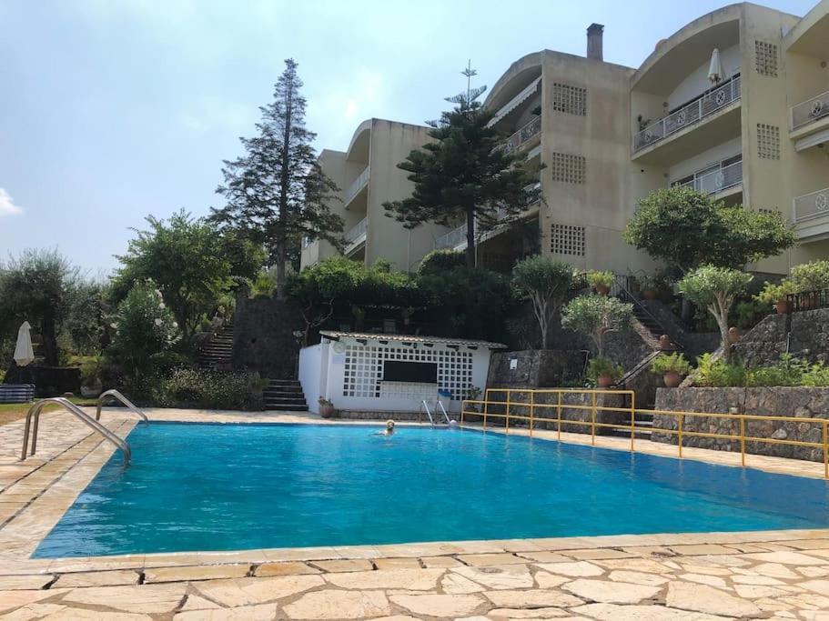 Sea View Apartment With Swimning Pool 梅松吉 外观 照片