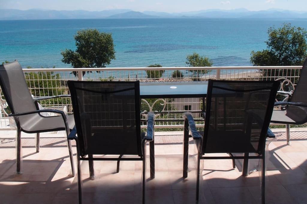Sea View Apartment With Swimning Pool 梅松吉 外观 照片